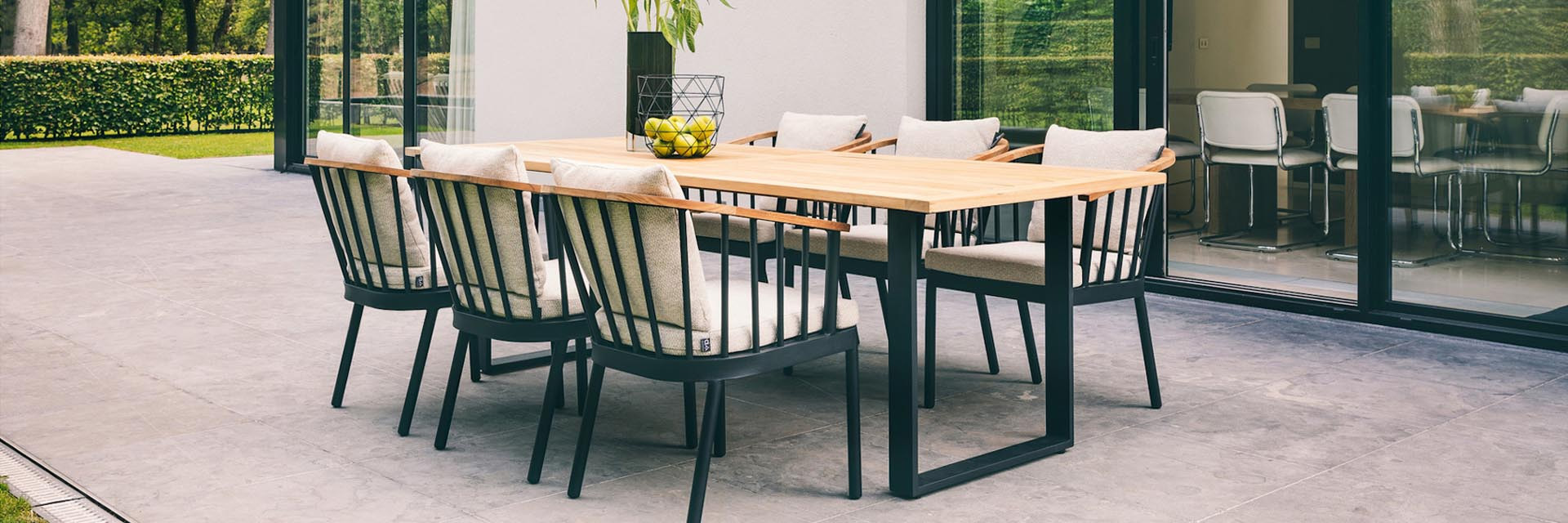 Gartenmöbelgeschäft -Gartenmöbelgeschäft 1